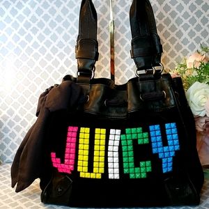 JUICY COUTURE DAY DREAMER PYRAMID STUD NEON 💚💟💛